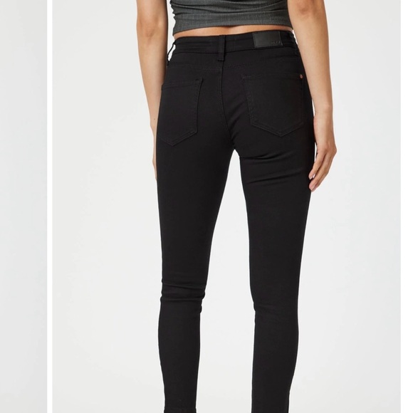 NWT Mavi Jeans Tess in Black - Size W26/L29 - Picture 3 of 7